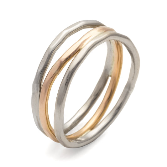 Contemporary designer ring in 18ct gold