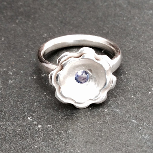 Fiore Ring with a Large and Medium Flower in Silver with a Tanzanite Gemstone